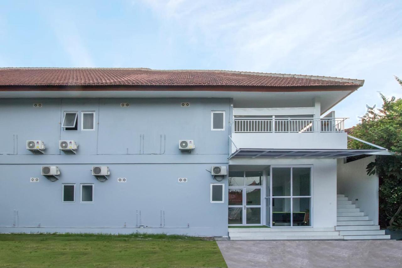 OYO 2270 Hotel Taman Wirama Denpasar Exterior foto